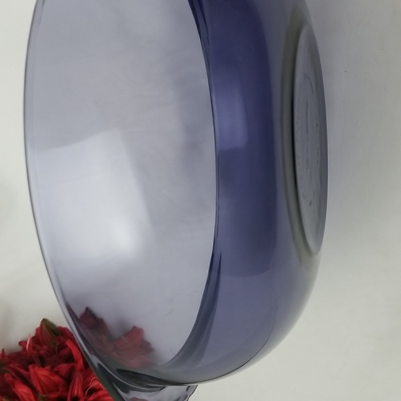 Pyrex Amethyst Purple Two Quart Cassarole Dish - Picture 13 of 13